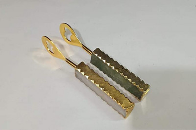 Unique Handicrafts Agate Bottle Opener Slight Variation in White Quartz Agate Stone Gold Electroplating Metal-Gold Plating Stainless Steel (6x1x15) (Green Jasper Agate)(#1646)-gallery-0